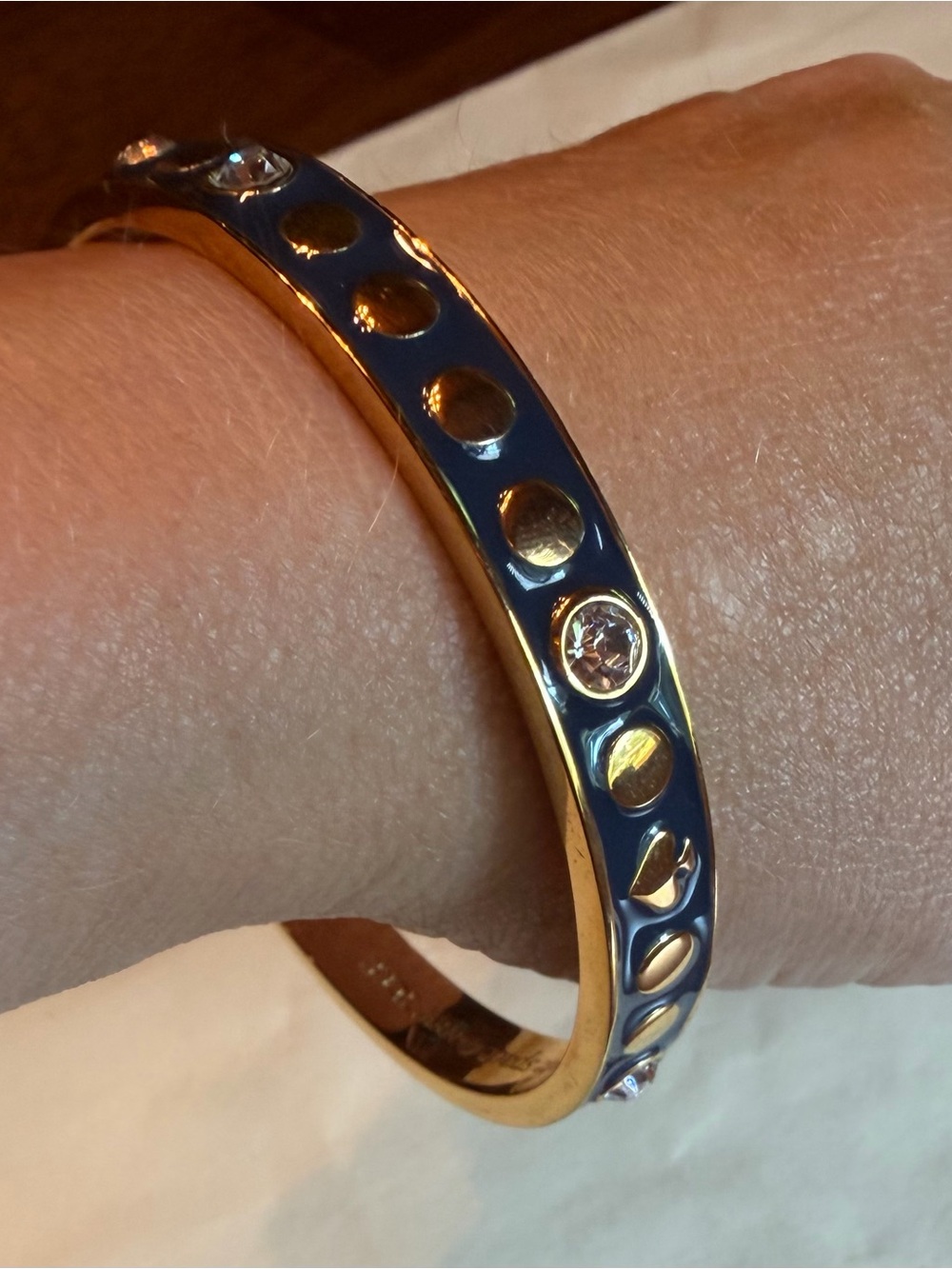 kate spade Navy Enamel Rhinestone Gold Tone Bangle Bracelet Spade Accents - Picture 5 of 5